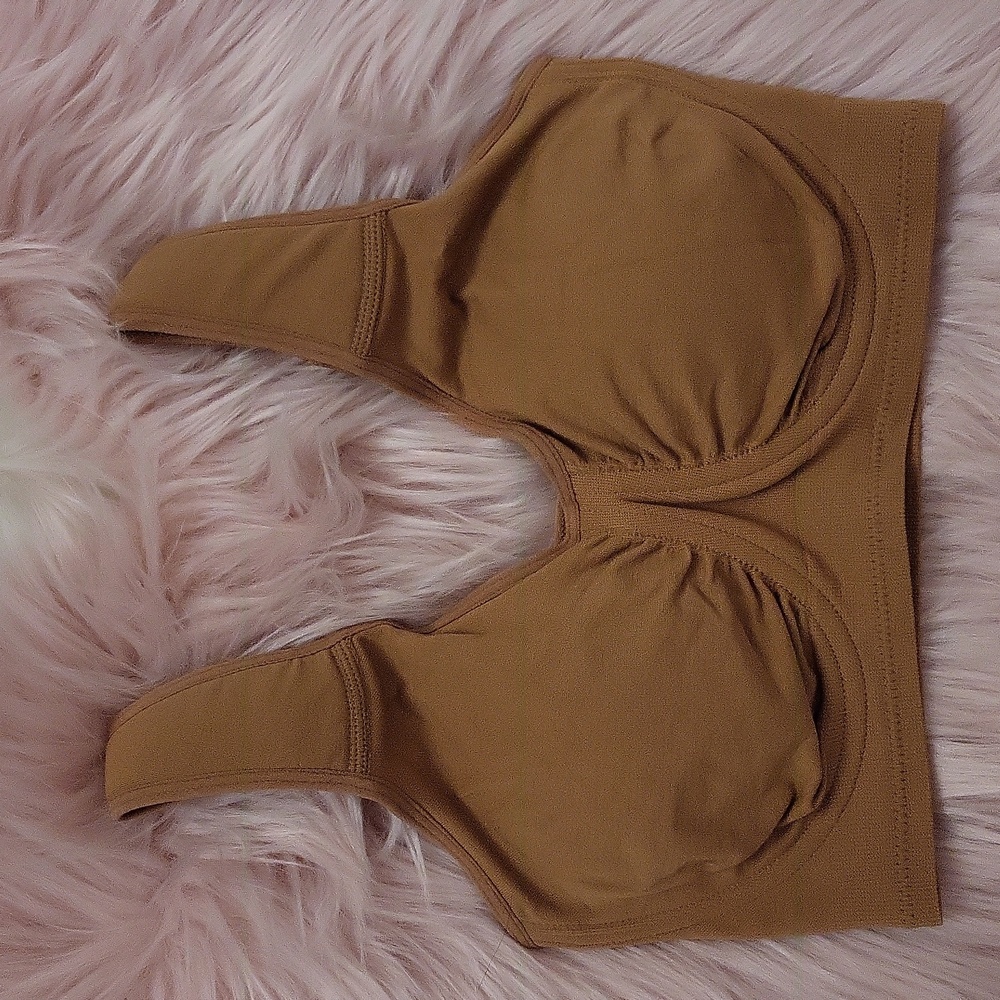 New Listing!! Brand New RHONDA SHEAR SEAMLESS UNDERWIRE AHH BRA-S